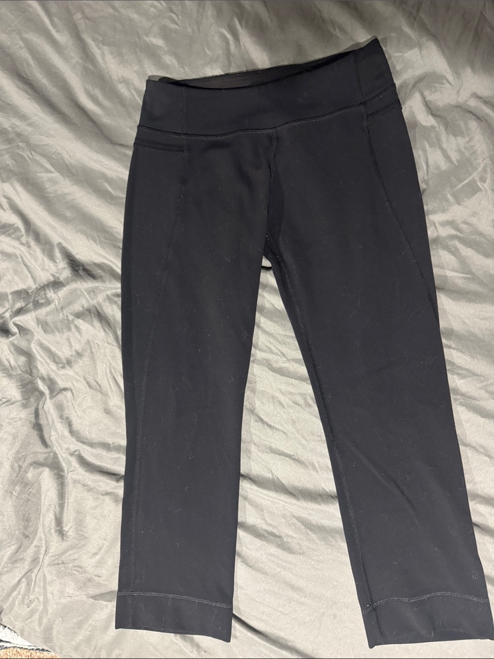 Lululemon ' Black capris size 4